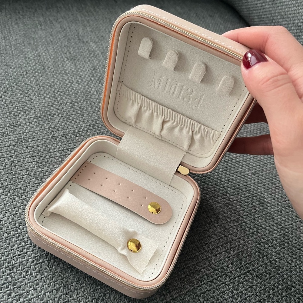 Blush pink travel jewelry case storage - vegan leather - Picture 1 of 3